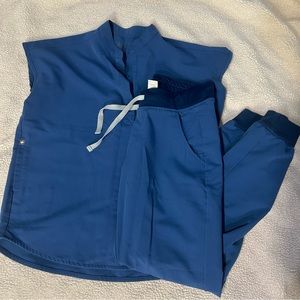 Figs denim blue scrubs set Rafaela top xxs and Zamora jogger scrub pants XS